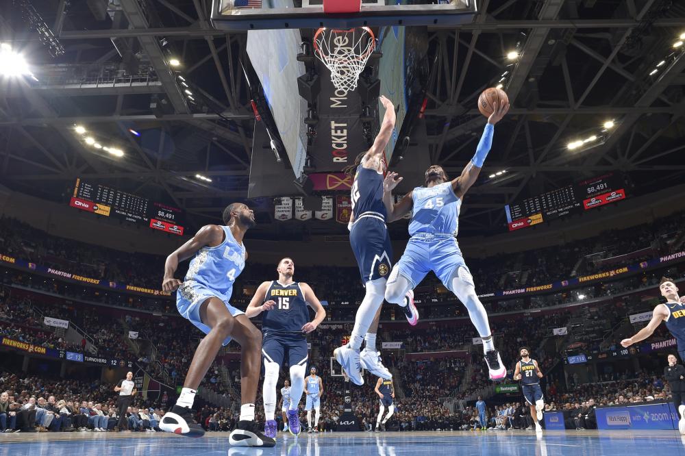 形成了一个 形成了一个