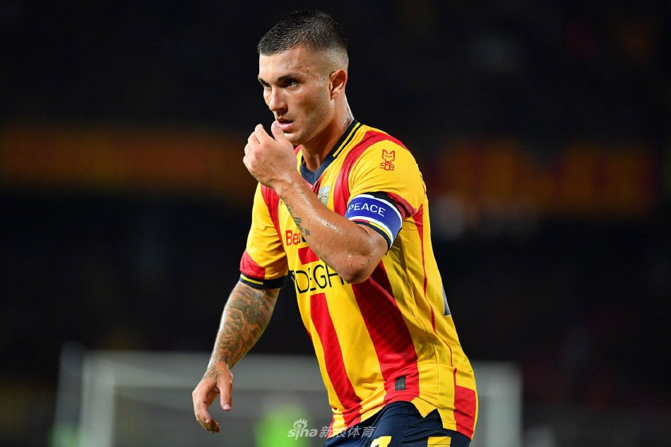 并在球队中 并在球队中